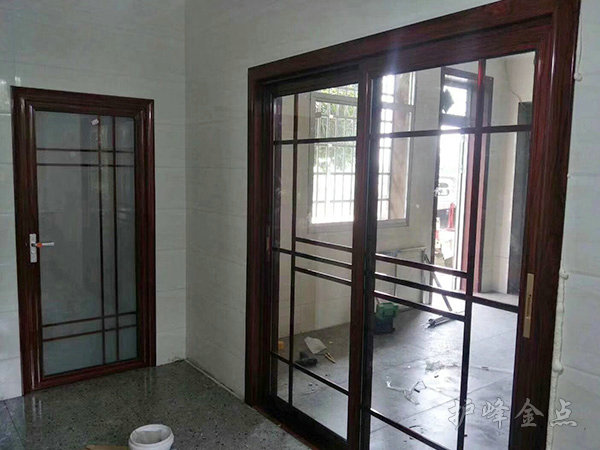 推拉门安装案例