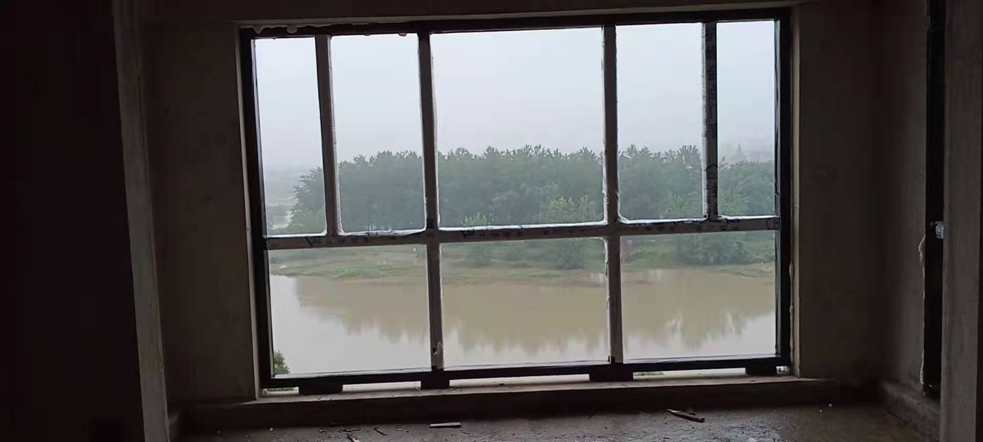 湖南护峰金点门窗幕墙有限公司,断桥平开窗,别墅大门,室内套装门