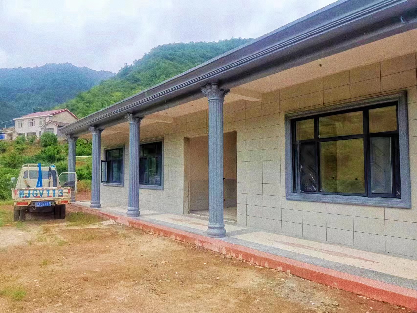湖南护峰金点门窗幕墙有限公司,断桥平开窗,别墅大门,室内套装门